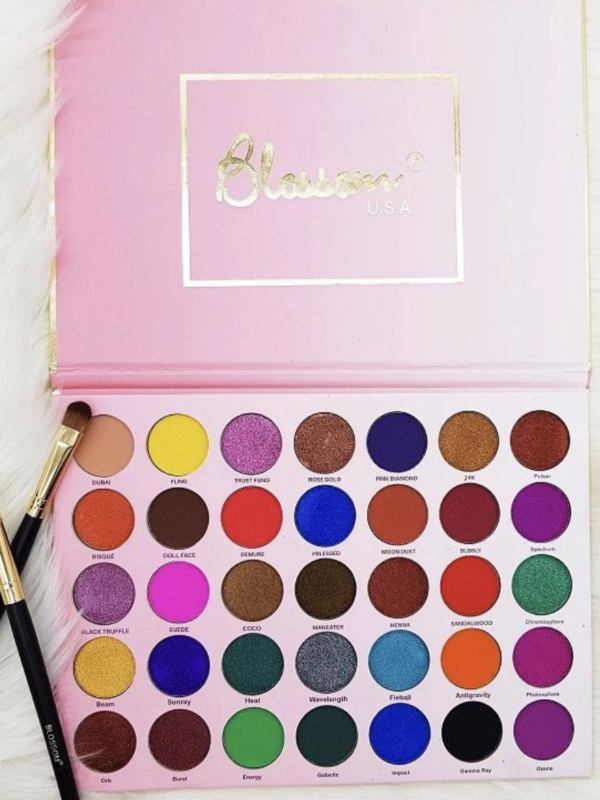 Blossom 35 Color Eyeshadow Pallet